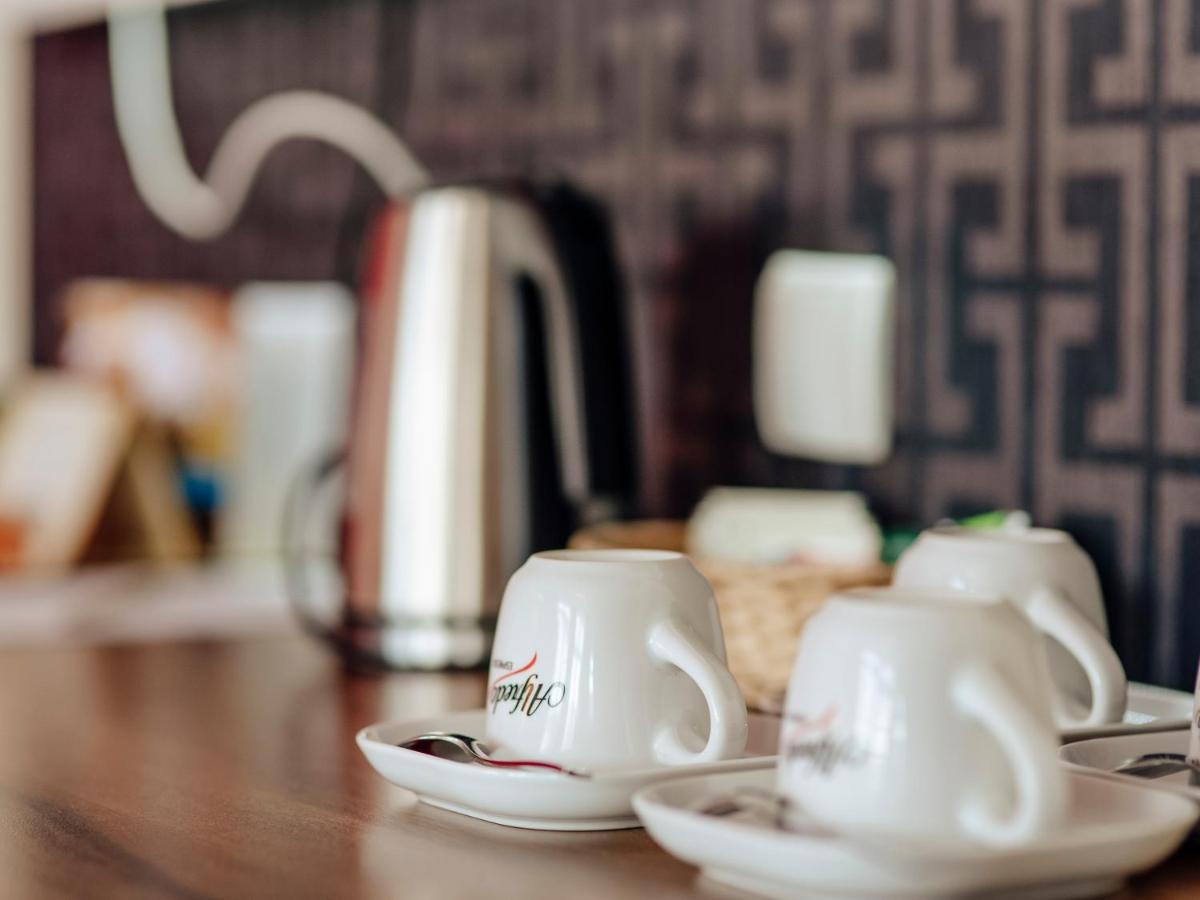 Hotel Zamek Ґнєв Екстер'єр фото